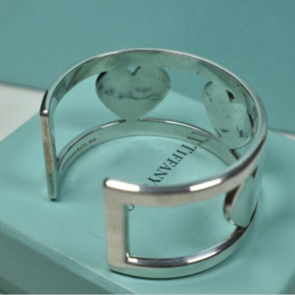 Tiffany &Co Silver Stencil Heart Wide Element Cuff Bangle Bracelet w/ Pouch, Box - Picture 4 of 8